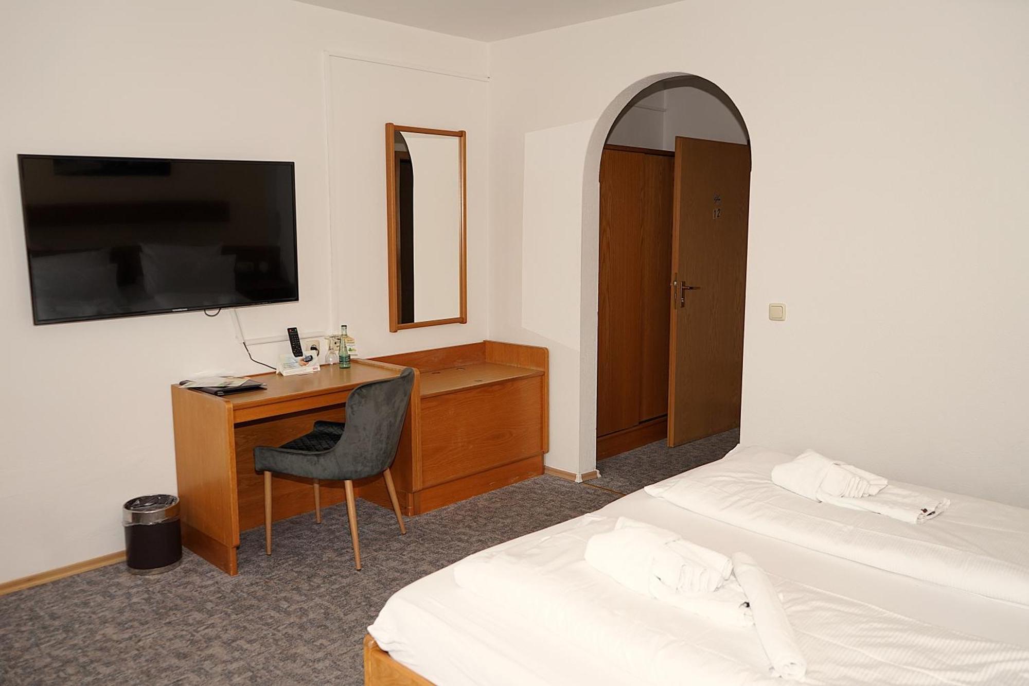 Gasthaus Und Landhotel Wiedmann Eresing Exteriér fotografie